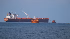 Nga có thể giảm 7% sản lượng dầu ngay đầu năm sau