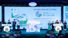 Vinamilk công bố lộ trình tiến tới Net Zero 2050 và nhà máy, trang trại đạt trung hòa Carbon đầu tiên