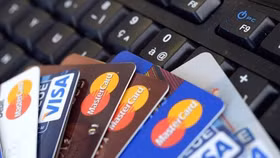 VIDEO- Tràn lan dịch vụ rút tiền Thẻ tín dụng