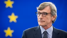 Chủ tịch Nghị viện châu Âu tự cách ly sau chuyến thăm tới Ý