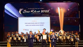 Nối dài thành tựu về Ngân hàng số, TPBank xuất sắc được vinh danh tại Giải thưởng Sao Khuê 2022