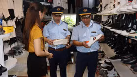 Bán sản phẩm giả mạo nhãn hiệu GUCCI, một hộ kinh doanh bị xử phạt