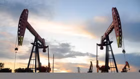 Giá dầu thế giới tăng, lập kỷ lục trong nhiều năm