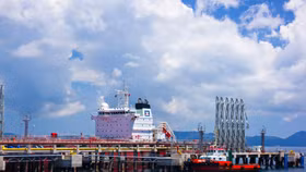 Nam Sông Hậu Nha Trang muốn xây Kho xăng dầu ngoại quan KKT Vân Phong trị giá 2.000 tỷ đồng