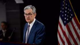 Fed giữ lãi suất ở mức gần 0 cho đến 2022, dự kiến GDP tăng trưởng trở lại vào năm tới