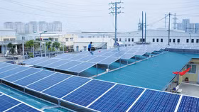 5 nhà máy điện mặt trời chính thức hòa vào lưới điện quốc gia