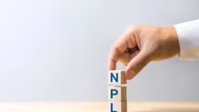 Từ 9/2, tổ chức tín dụng có nợ xấu trên 3% vẫn được mua nợ