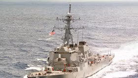 Sau tàu ngầm mang tên lửa đạn đạo, tàu chiến "khủng nhất" của Hải quân Hoa Kỳ xuất hiện ở biển Đông