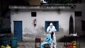 Ấn Độ gia tăng kỷ lục về số ca nhiễm Covid-19 vượt quá 2 triệu người