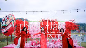 Khai mạc Lễ hội Hoa Đào xứ Lạng lớn nhất miền Bắc dịp Tết Nguyên Đán