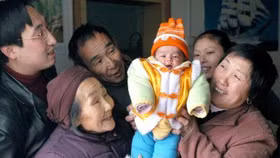 Trung Quốc đối mặt với tình trạng suy giảm dân số