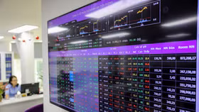 Chứng khoán ngày 2/10:Tiếp tục khởi sắc