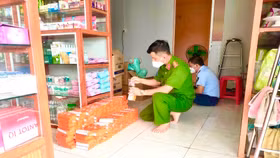 Bình Phước: Thu giữ 557 bộ kit test nhanh Covid-19 không nguồn gốc xuất xứ