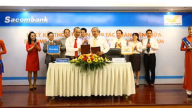 "Người bạn thân thiết" của ông Dương Công Minh hợp tác với Sacombank