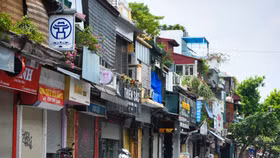 Nhà phố cổ rao bán tràn lan: Giá hơn 1 tỷ đồng/m2