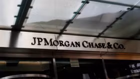 JP Morgan dự đoán thu nhập lãi ròng tăng 3 tỷ USD từ việc mua lại First Republic