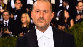 Jony Ive và Apple chính thức … “chia tay”