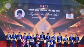 Doanh nhân Việt Nam tiêu biểu Nguyễn Thị Bích Huệ: Khát khao làm lợi cho đời!