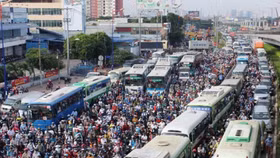 Năm 2020, TP.HCM khởi công 27 dự án giao thông để giảm tình trạng "kẹt xe"