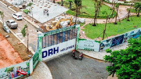 Chủ tịch DRH Holdings chỉ mua một nửa số cổ phiếu đã đăng ký