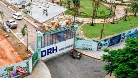 Chủ tịch DRH Holdings chỉ mua một nửa số cổ phiếu đã đăng ký