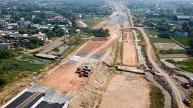 Thủ tướng tiếp tục “thúc” tiến độ giải phóng mặt bằng cao tốc Bắc – Nam