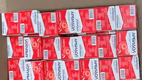 Thu giữ hàng trăm hộp thuốc điều trị bệnh Covid-19 chưa được cấp phép sử dụng tại Việt Nam