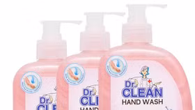 Thu hồi toàn quốc Sữa rửa tay sạch khuẩn Dr. Clean Hương dâu