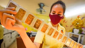 Đa dạng mẫu mã vàng trong ngày vía Thần tài