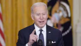 TT Mỹ Joe Biden tin rằng TT Nga Putin sẽ tấn công Ukraine trong những ngày tới