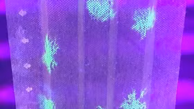 Nhật Bản phát triển khẩu trang có thể phát sáng khi tiếp xúc với Covid-19