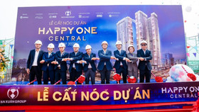 Cất nóc dự án Happy One Central hơn 1.300 căn hộ tại Bình Dương