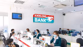 HOSE ngừng việc xem xét hồ sơ niêm yết của ngân hàng Kienlongbank