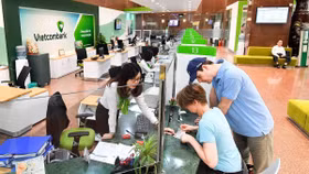 Lãi suất huy động Vietcombank duy trì ổn định trong tháng 10/2025