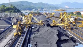 Bộ Tài chính "lại" đề xuất 6 nhóm giải pháp đẩy nhanh tiến độ cổ phần hóa DN