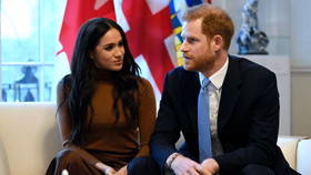 Hoàng tử Harry và Meghan Markle sẽ phải “còng lưng” trả lại tiền thuế cho dân?