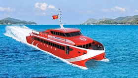 Khai trương tuyến tàu cao tốc du lịch biển lớn nhất Việt Nam tại Cà Mau