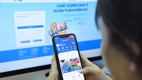 6 tháng đầu năm, thanh toán không tiền mặt tăng 72% về số lượng