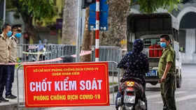 Hà Nội giãn cách thêm 2 tuần, thời điểm then chốt quyết định hiệu quả chống dịch