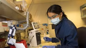 Thử nghiệm vắc xin chống Covid-19 cho thấy kết quả tích cực ban đầu