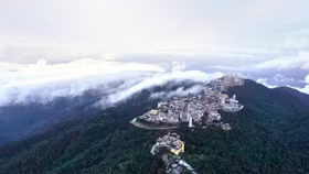 Đi Đà Nẵng hè này, chọn ngay ưu đãi hot từ khách sạn lãng mạn trên đỉnh Bà Nà