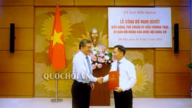 Ủy ban Thường vụ Quốc hội điều động, phê chuẩn nhân sự mới