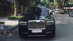 Chiếc SUV siêu sang Rolls-Royce Cullinan hơn 41 tỷ ra biển trắng ở Hà Nội