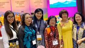 Bà Lê Hồng Thủy Tiên - TGĐ IPPG làm diễn giả tại Hội nghị Thượng đỉnh Phụ nữ Toàn cầu 2019