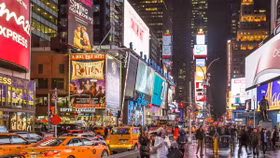 Rộn ràng vòng những lễ hội mua sắm hàng giảm giá cuối năm trên thế giới