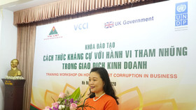 Cách thức kháng cự với hành vi tham nhũng trong giao dịch kinh doanh