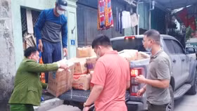 Công an Nghệ An bắt giữ đối tượng sản xuất, buôn bán nước sát khuẩn giả nhãn hiệu AERIUS