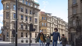 Emirates Skywards tặng hàng ngàn Dặm thưởng mùa lễ hội