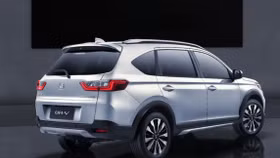 Loạt mẫu xe ra mắt thị trường Việt trong tháng 7/2023