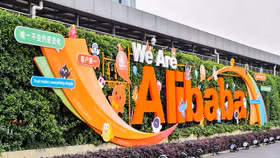 Thương mại điện tử "cứu" doanh nghiệp nhỏ khỏi cơn bão Covid-19